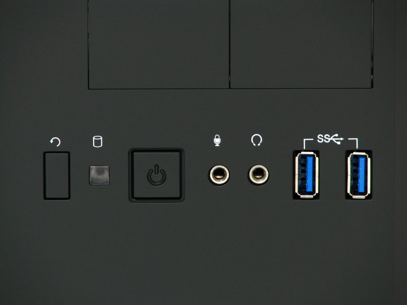 Corsair Carbide Air 540 (5)