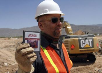 Toprağın Altından E.T. Çıktı!