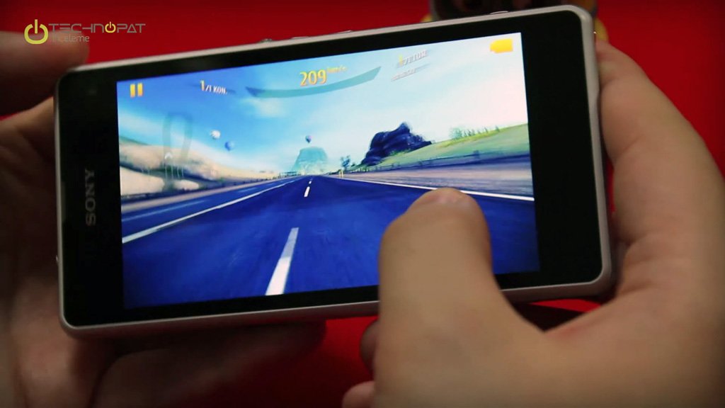 sony-xperia-z1-compact-inceleme-technopat-15-need-for-speed
