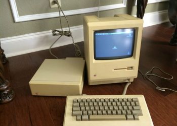 30 Yıllık Mac 512K Tıkır Tıkır Çalışıyor