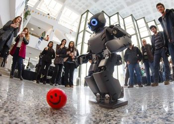 Robot Dünyasının Küçük Mühendisleri İşbaşında