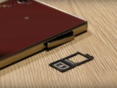 Xperia Z5 Premium üzerinde Nano SIM ve microSD bellek kart yuvası tek haznede yer alıyor