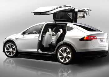 Tesla Model Y, Crossover Türü Olabilir