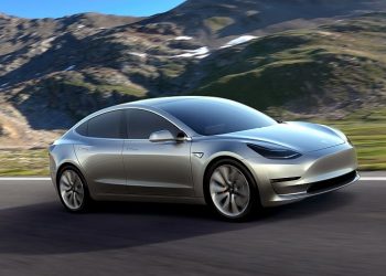 Tesla Model 3 Önsiparişleri Rekora Gidiyor