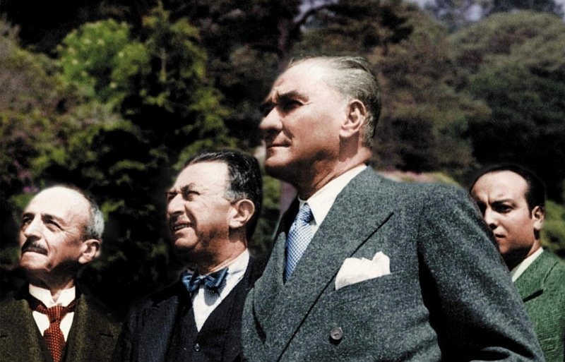 Mustafa-Kemal-Atatürk.jpg