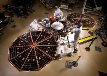 InSight Keşif Aracı Mars Yüzeyine İndi