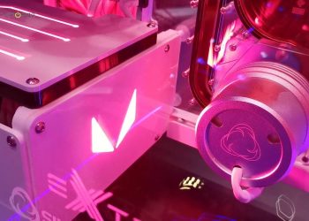 CES 2019 #6 – Singularity Spectre Extreme PC