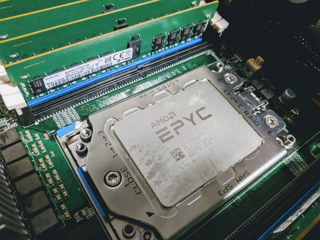 AMD-Epyc-640x480.jpg