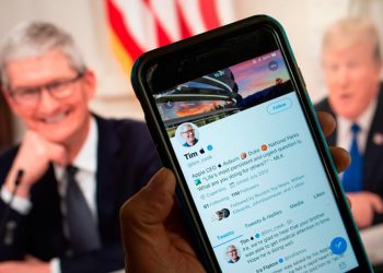 Apple, FBI’ın iPhone’lara Erişim Talebini Reddetti