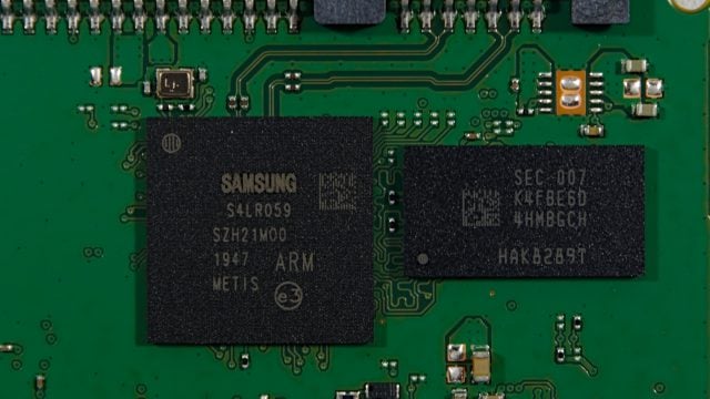 Samsung MKX Kontrolcü ve LPDDR4 DRAM