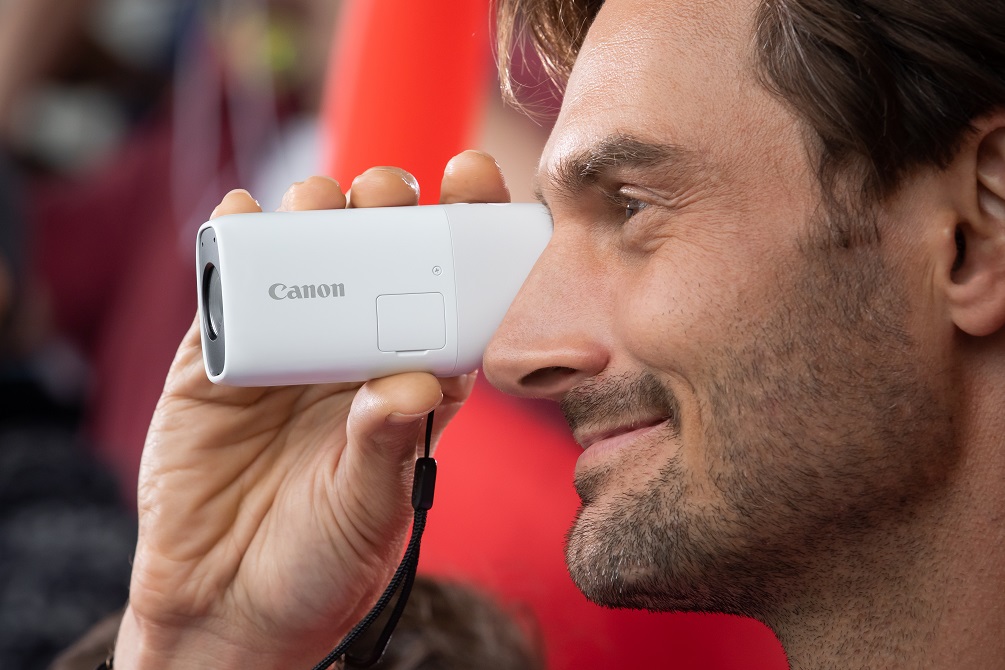 Canon PowerShot ZOOM Canon PowerShot ZOOM
