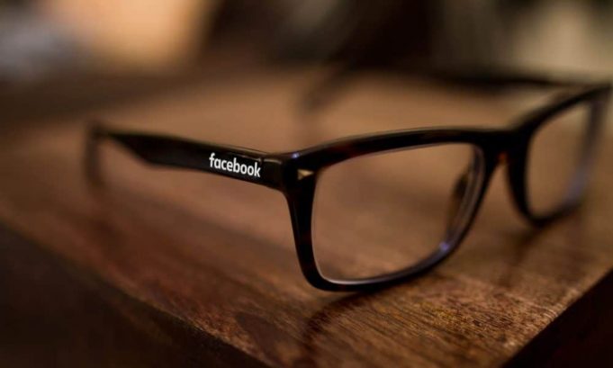 Facebook akıllı gözlük