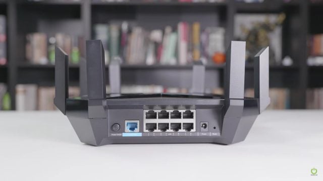 TP-Link Archer AX6000 Portlar