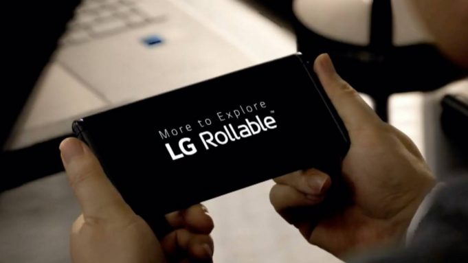 Genişleyebilen Ekranlı Akıllı Telefon LG Rollable