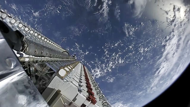 SpaceX Starlink uyduları ile telefon hizmeti