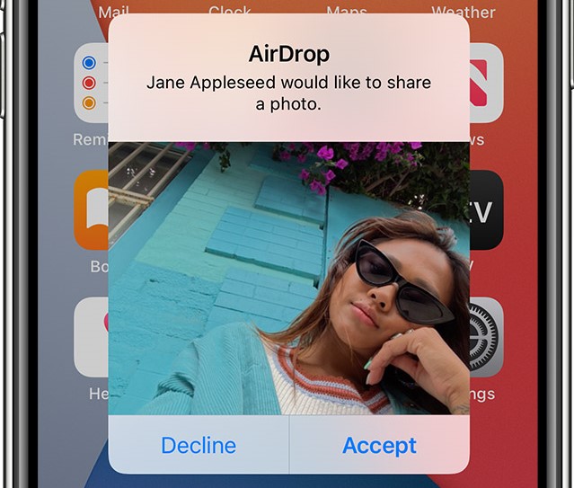 Apple AirDrop, Kişisel Bilgileri Sızdırıyor