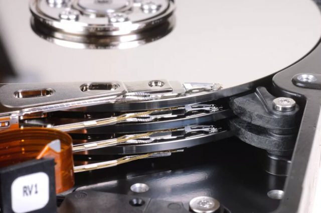 Google ve Seagate Yapay Zeka Kullanarak Sabit Disk Sorunları Algılayacak