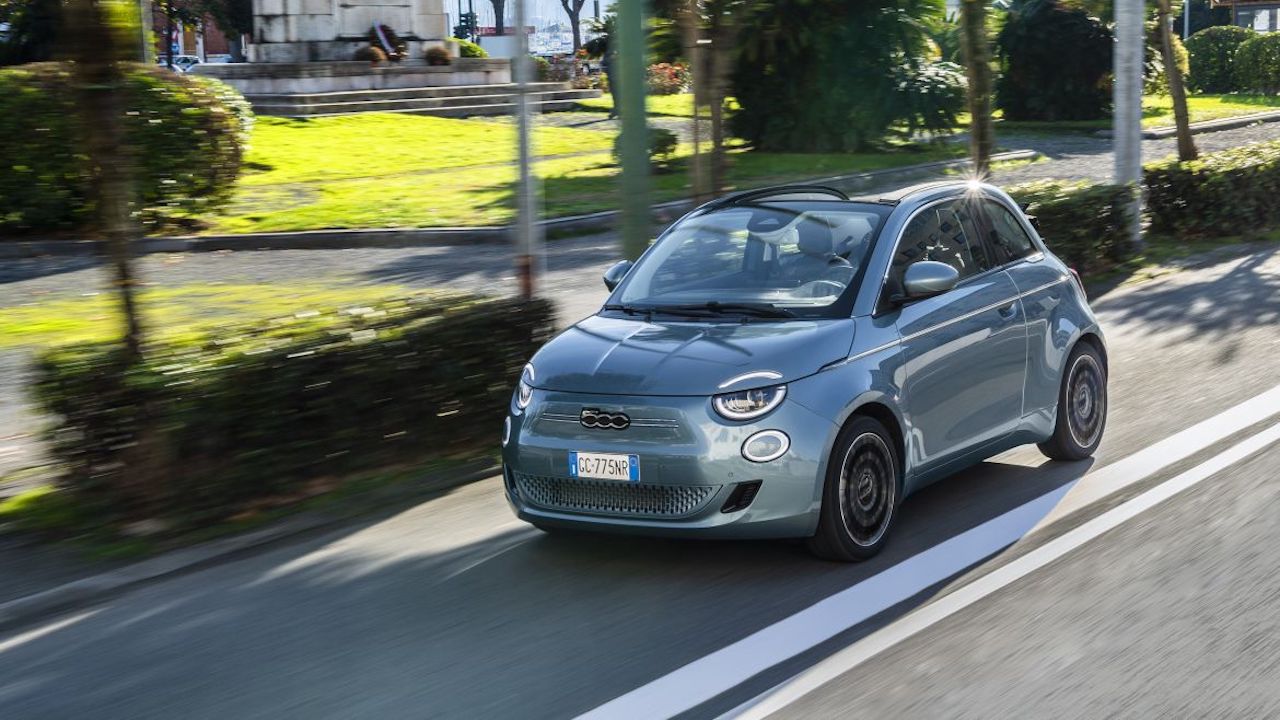 Fiat Tamamen Elektrikli Otomobil