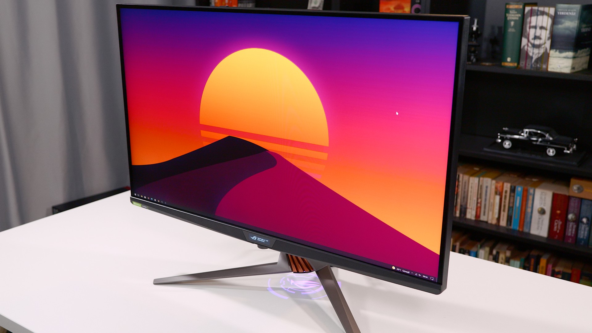 asus-rog-swift-pg32uqx-monitor-inceleme-technopat-4.jpg