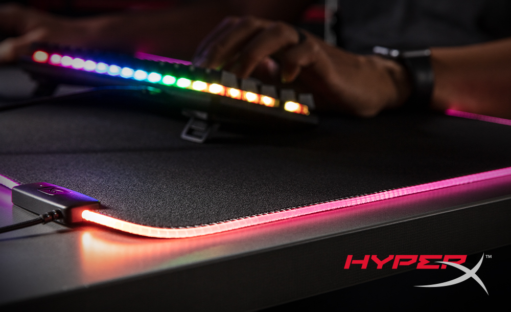 HyperX-Pulsefire-Mat-RGB-mouse-pad.jpg