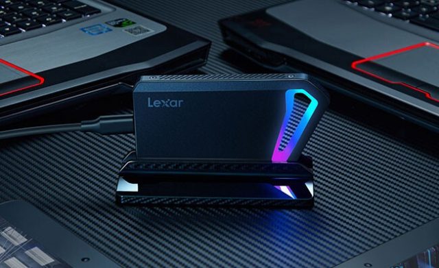 Lexar Blaze SL660 Taşınabilir Oyun SSD