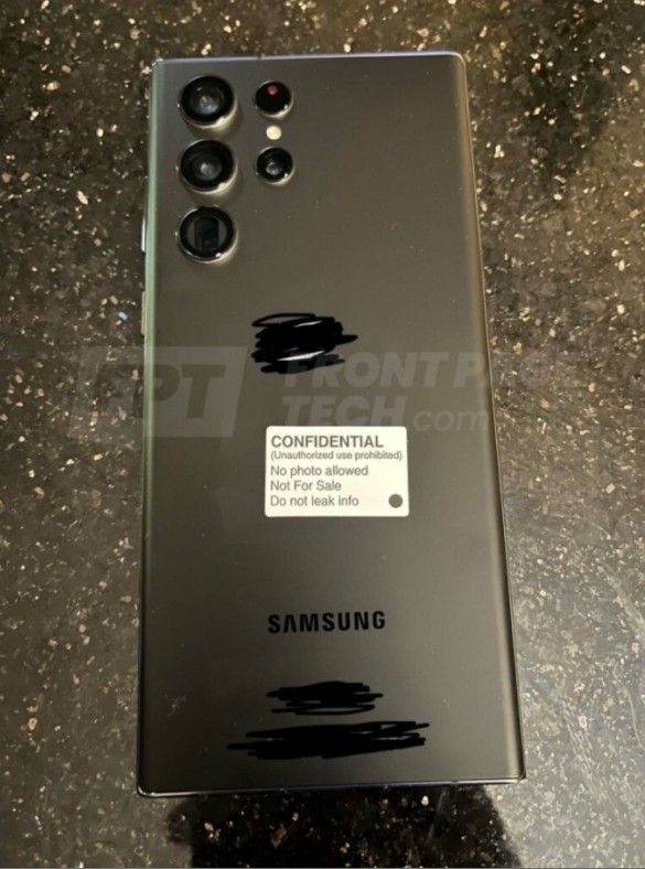 Samsung Galaxy S22 Ultra - arka kamera kurulumu