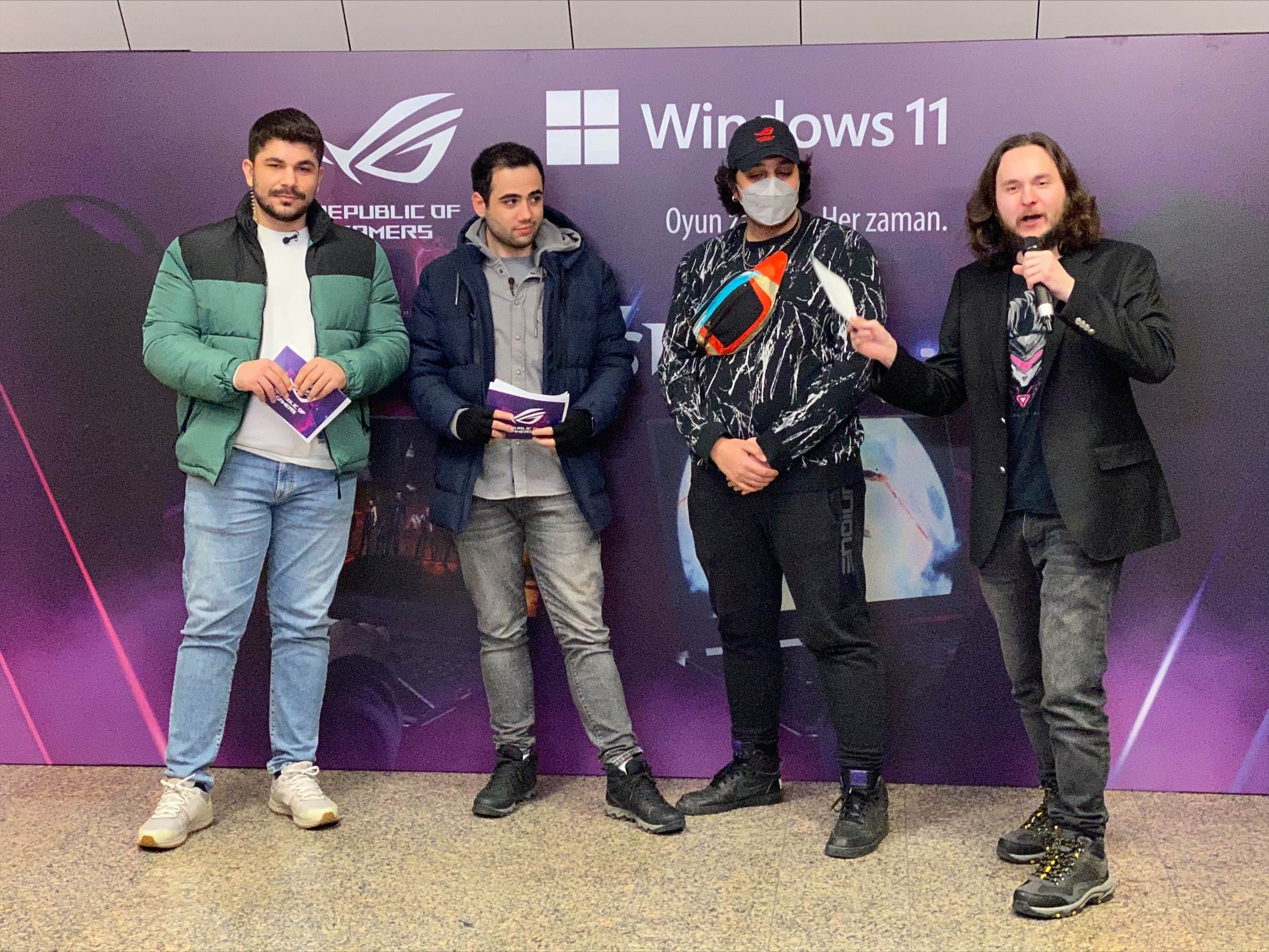 ASUS ROG, İstanbul Metrosu’nda CS:GO Turnuvası Düzenledi