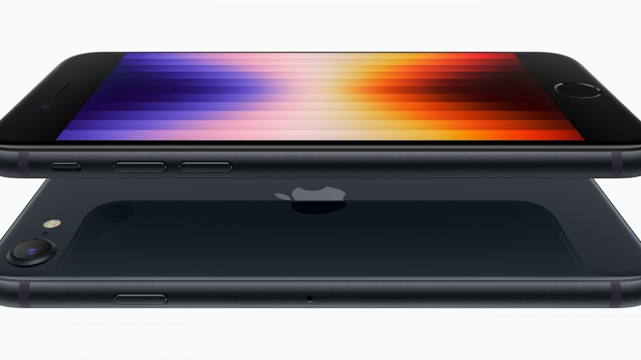 iPhone SE 3 4 GB RAM