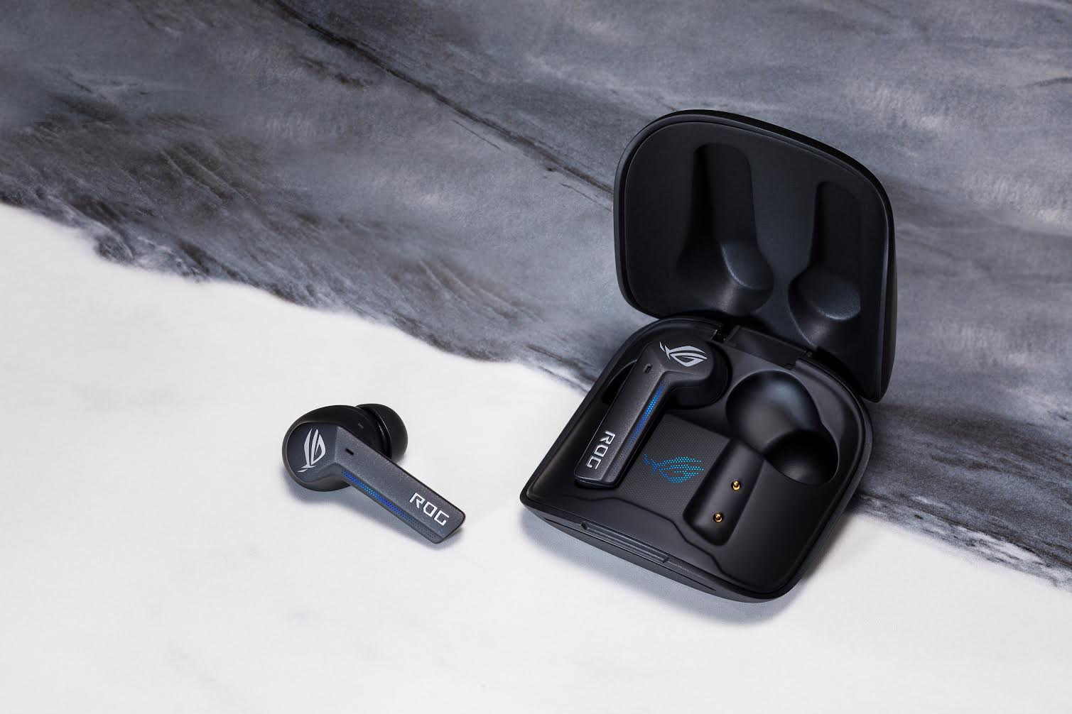 ASUS-ROG-Cetra-True-Wireless-bluetooth-kulaklik.jpeg
