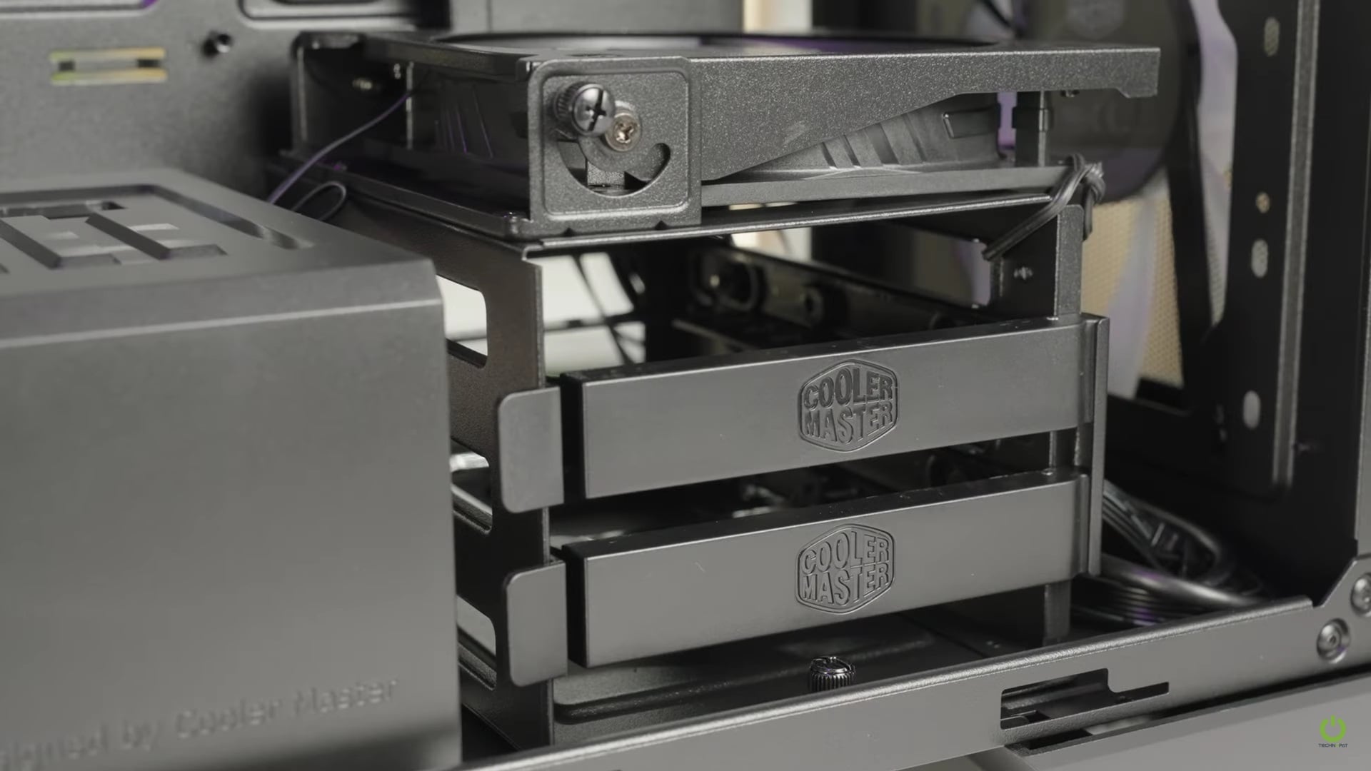 Cooler Master HAF500 hdd kızakları