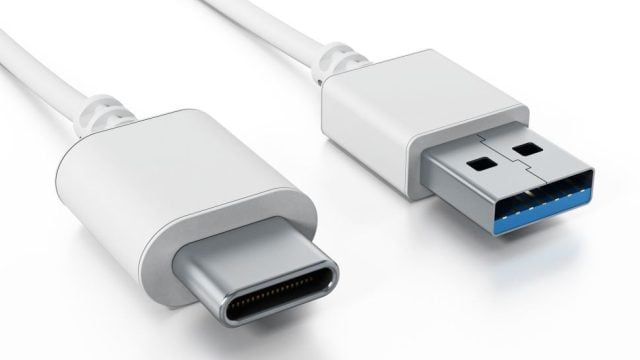 USB Tip-C ve USB Tip-A bağlantı noktaları.