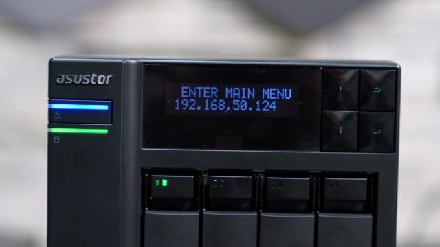 Asustor Lockerstor 4 AS6604T LCD Ekran