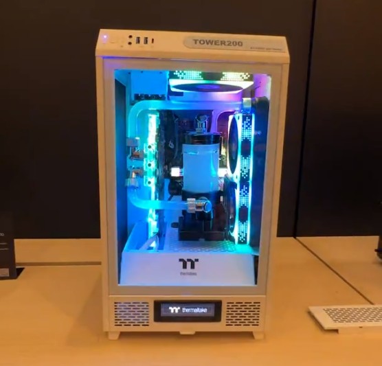 Thermaltake Tower200