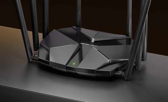 Sekiz Antenli Wi-Fi 6 Yönlendirici: Mercusys MR90X - Technopat