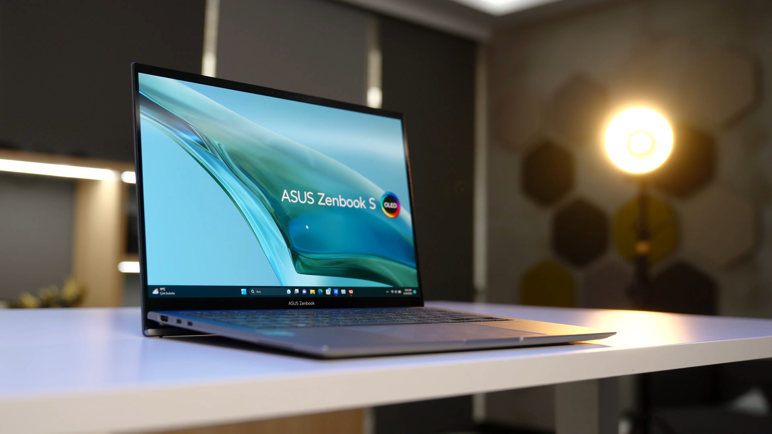 Asus Zenbook S 13 OLED incelemesi