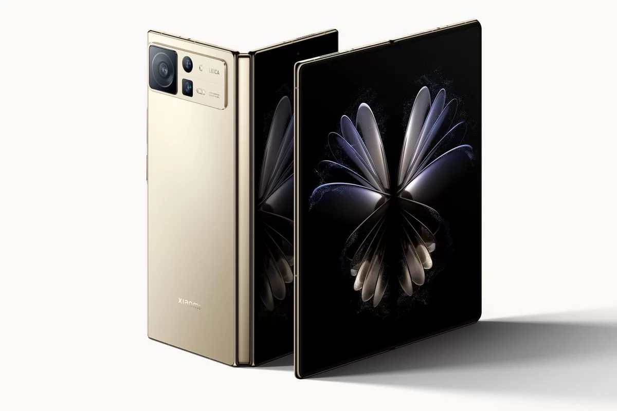 Xiaomi Katlanabilir Kapaklı Bir Telefon Çıkarmayı Planlıyor