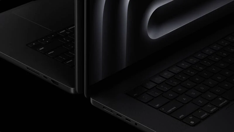 Uzay Siyahı MacBook Pro