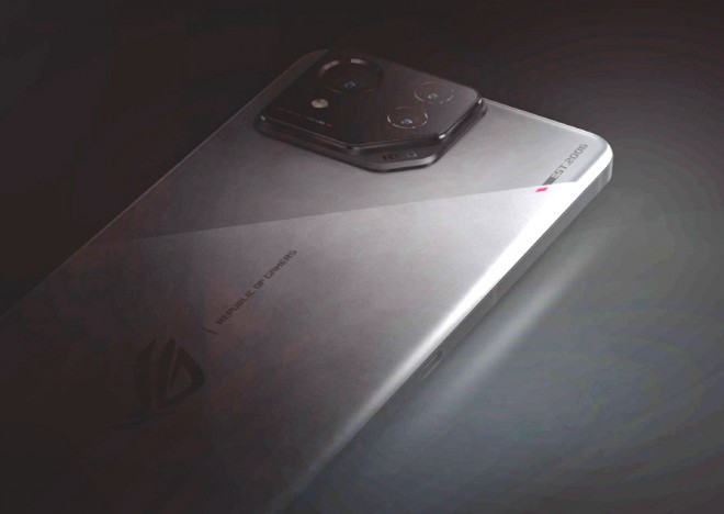 Asus ROG Phone 8