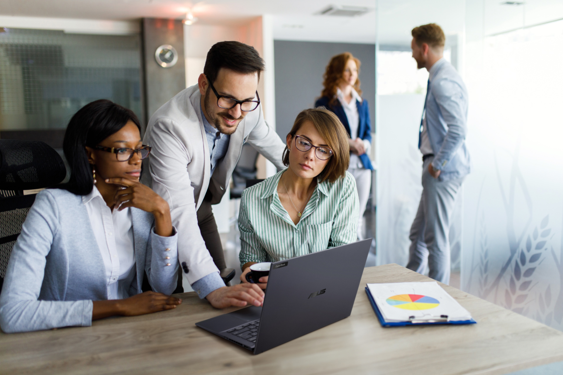 ASUS ExpertBook B9 OLED