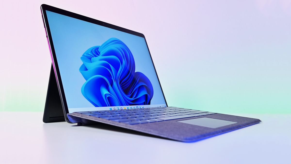 OLED Surface Pro ve ARM Çipli Surface Laptop
