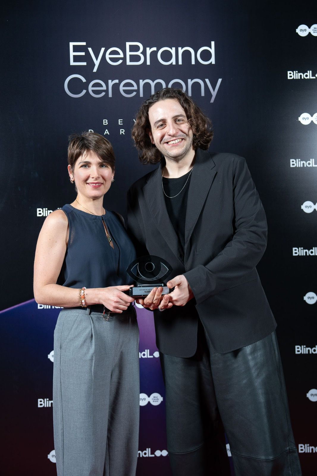 MediaMarkt BlindLook İş Birliği