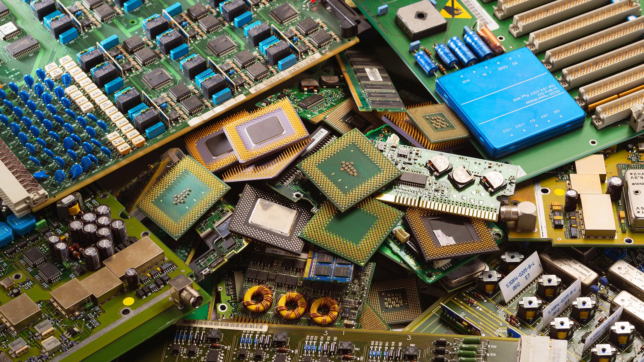 Yarı İletken Üretim Teknolojisi Nedir? Çiplerde ‘nm’ Ne Anlam Taşıyor?