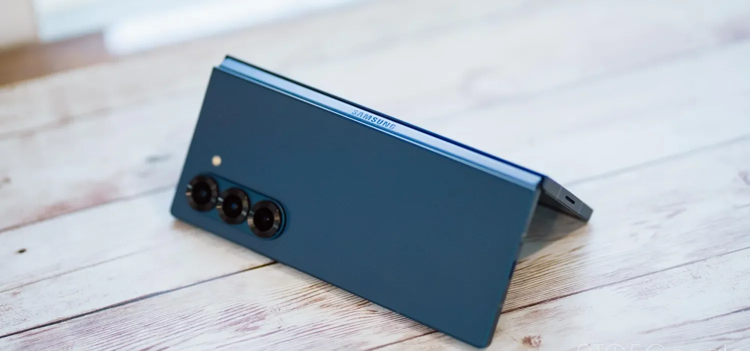 Samsung Üç Kez Katlanabilen Telefon