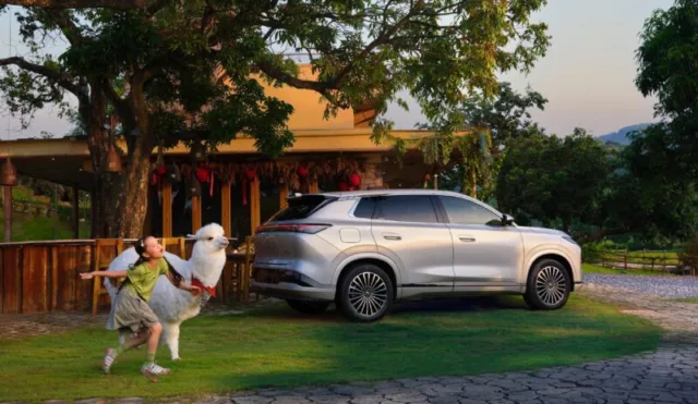 Dongfeng Aeolus L8 PHEV