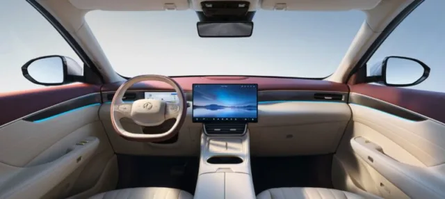 Dongfeng Aeolus L8 PHEV