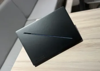 Rakip olabilir mi? Asus ROG Zephyrus G14 vs MacBook Pro