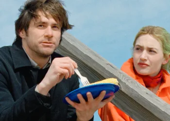 Aşkın dozunu kaçırmak isteyenlere romantik film önerileri