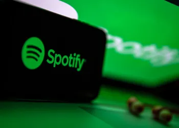 Ücretsiz Spotify’a bomba özellik! İstediğin şarkıyı açabileceksin