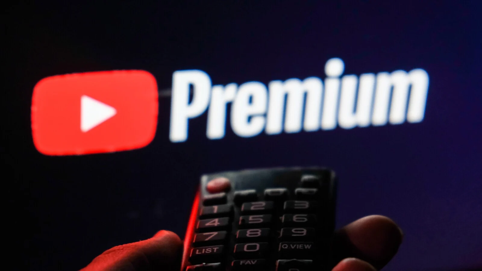 YouTube Premium kullanıcılarını üzen haber!