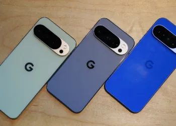 Google ekranı bozuk Pixel 10 modelleri için güncelleme yayınladı